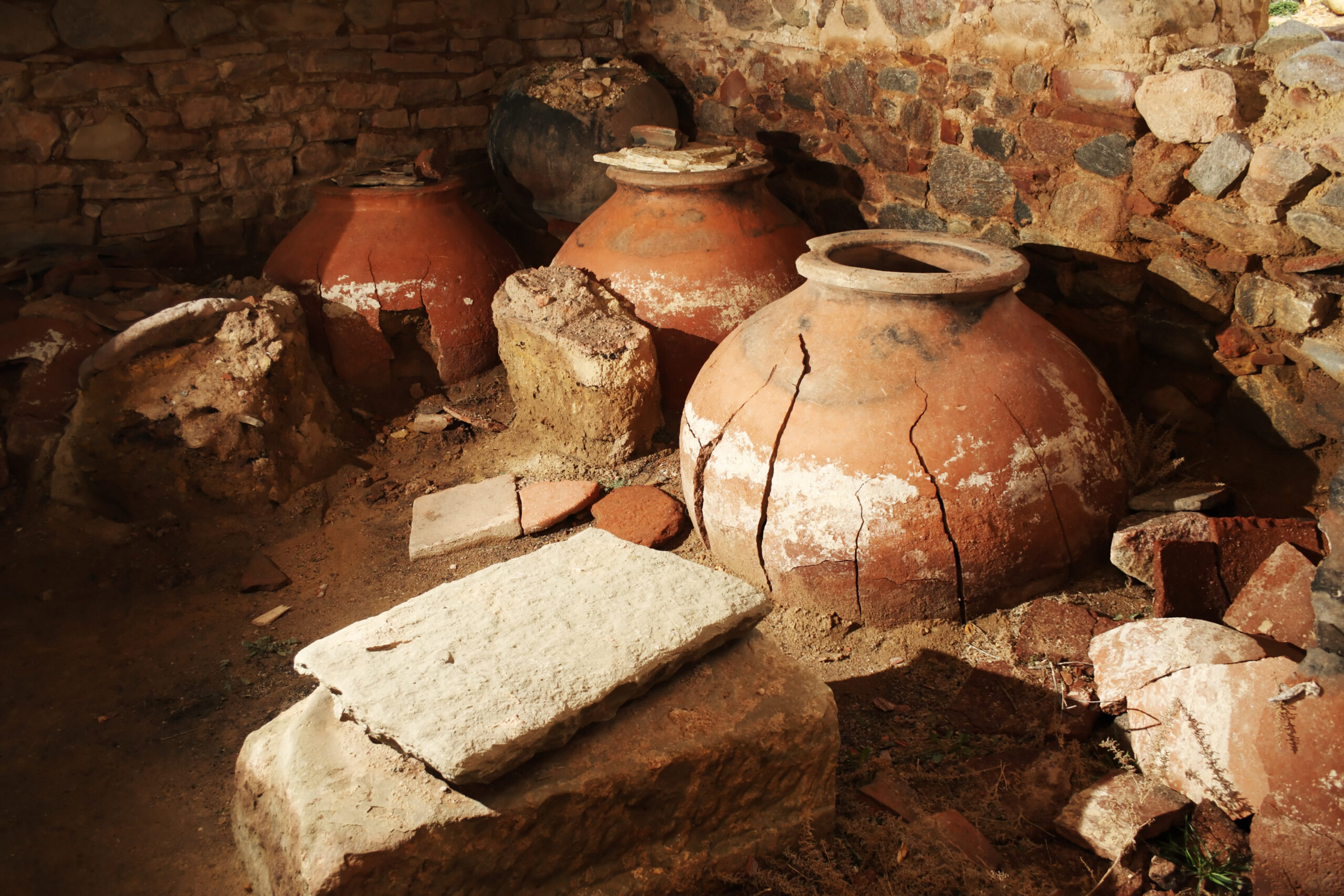 Shedding Light on Human Life 20,000 Years Ago Through Ancient Ceramics and Beading