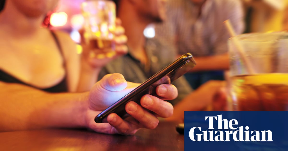 A Costly Mistake: How an Offer of Kindness Led to Significant Financial Loss