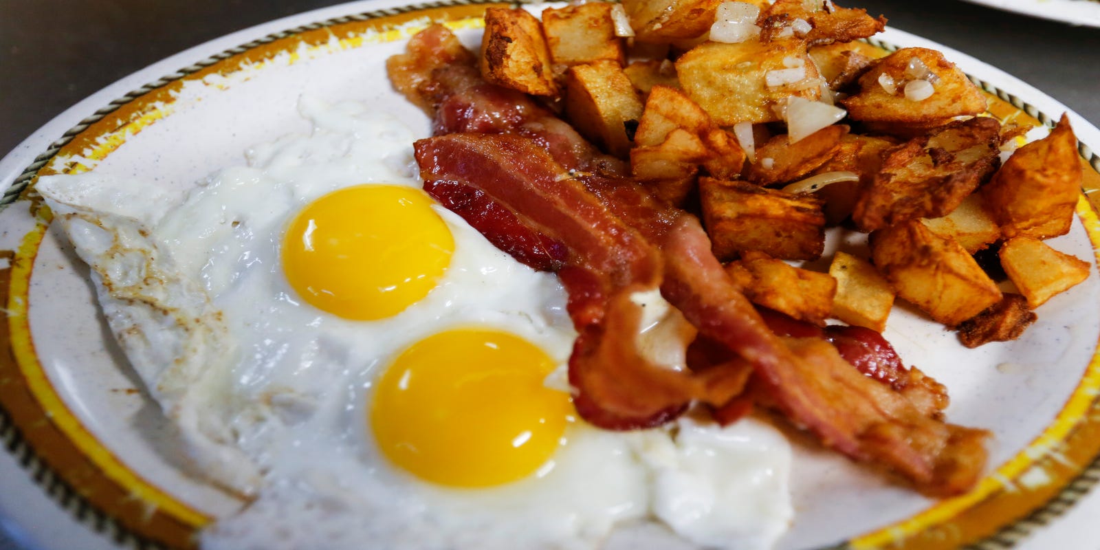 Missed Opportunity: A Breakfast Tale Unfolds on a Billboard