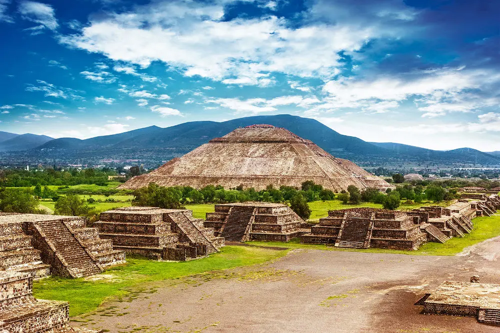 Pyramids of the Sun and Moon on the Avenue of the Dead, Teotihuacan ancient historic cultural city, old ruins of Aztec civilization, Mexico, North America, world travel