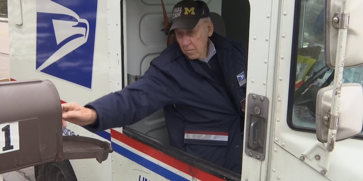90-year-old mail carrier recognized for 65 years at USPS: ‘I’ve got a fantastic life’