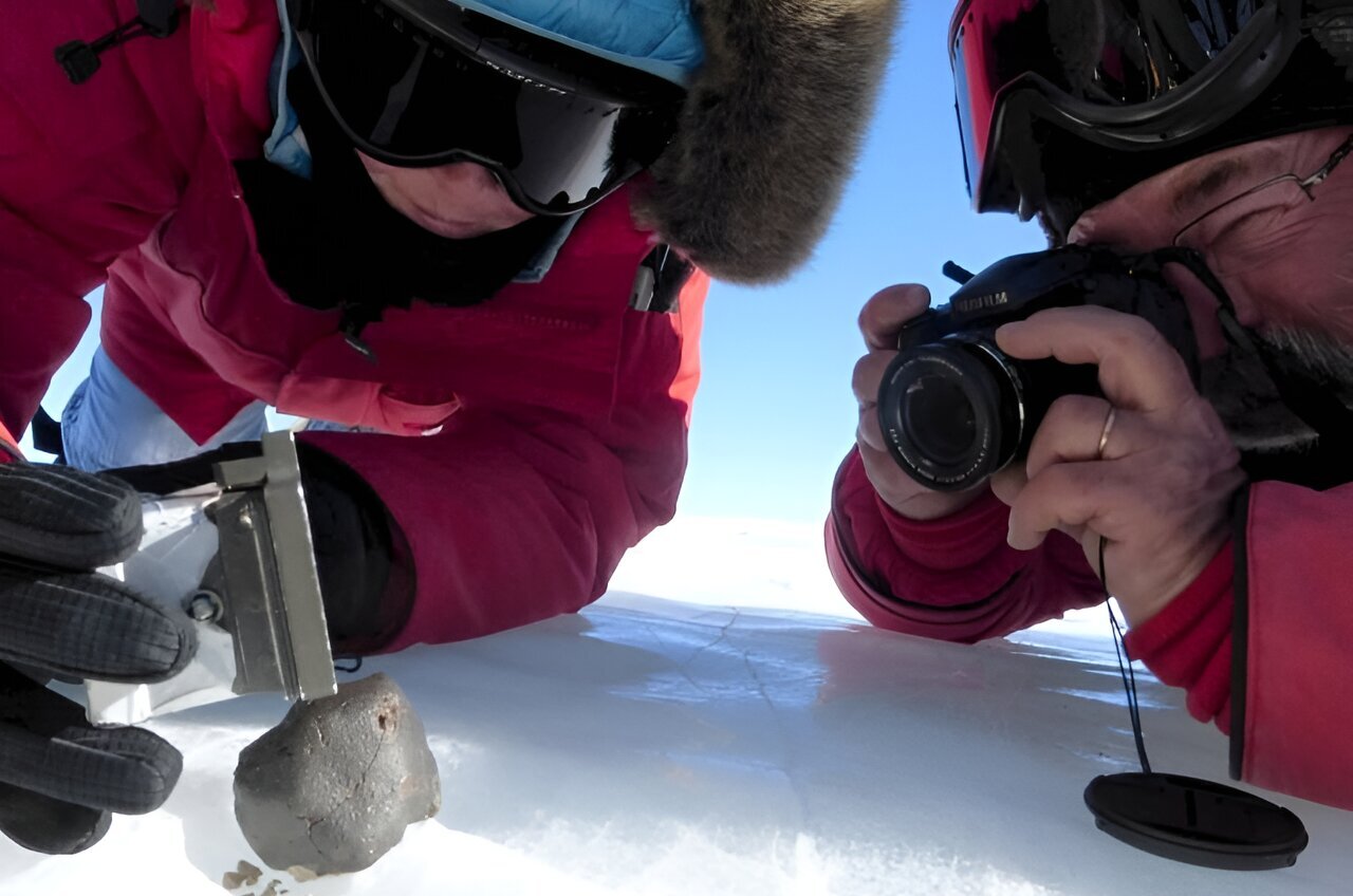 Unlocking Cosmic Secrets: The Role of Meteorites in the Search for Extraterrestrial Life