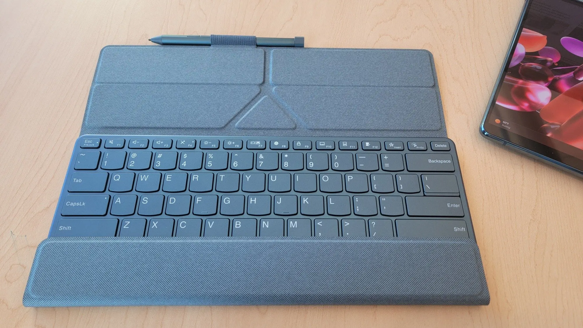 Yoga Book 9i keyboard
