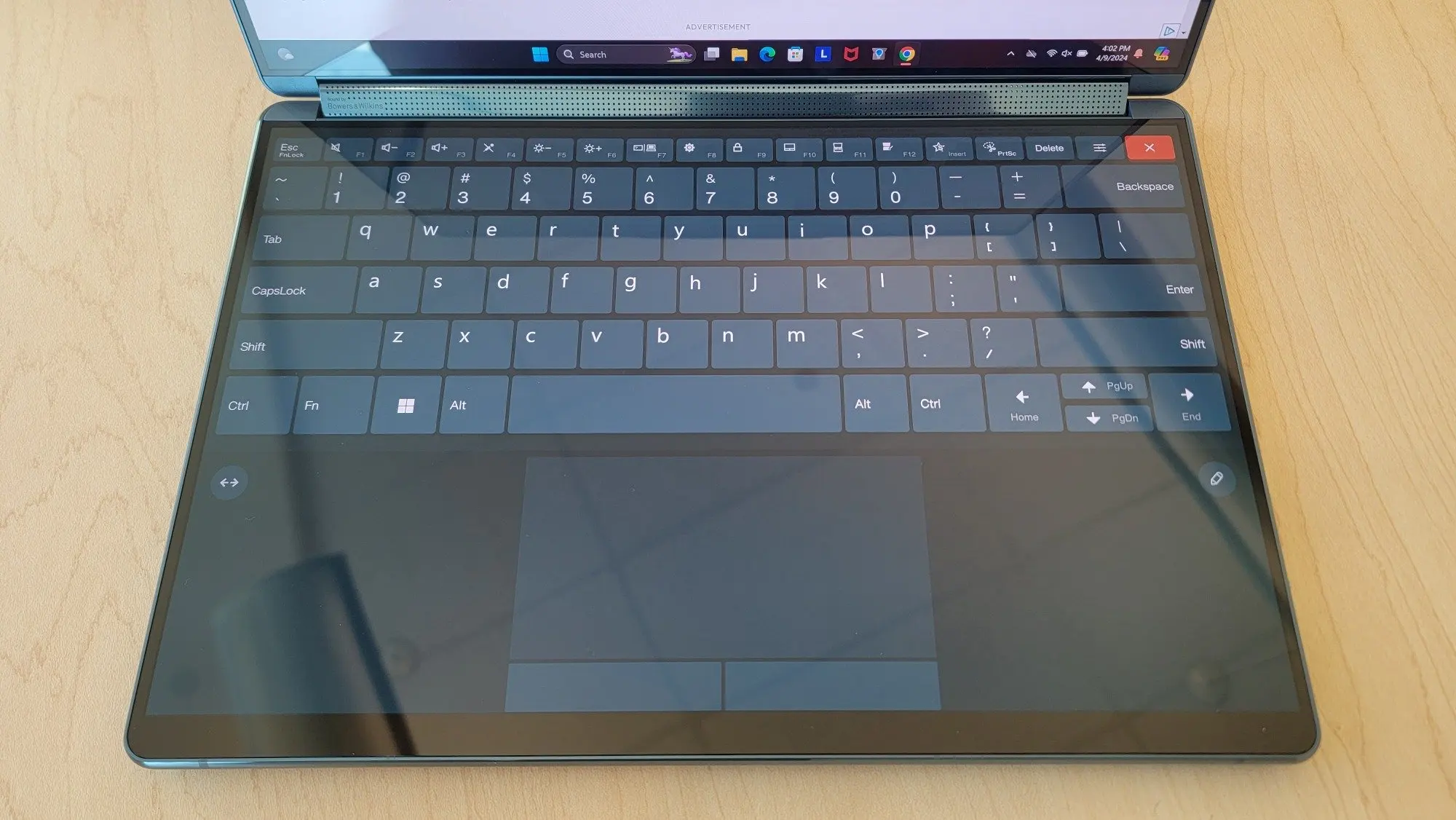 Lenovo Yoga Book 9i virtual keyboard