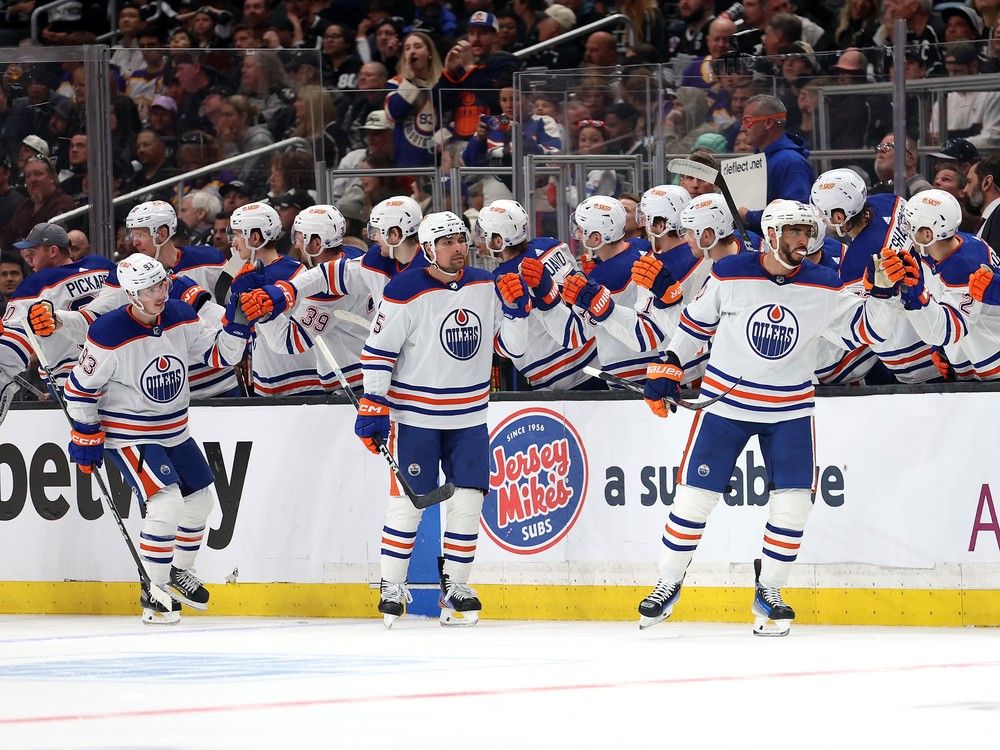 Wow! Edmonton Oilers take the life out of L.A. Kings in Game 3