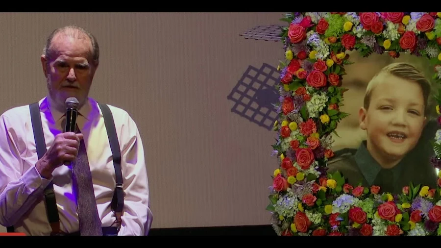 larry on stage