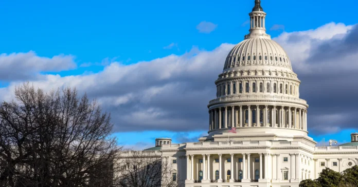 More US Senators Show Support for Crypto