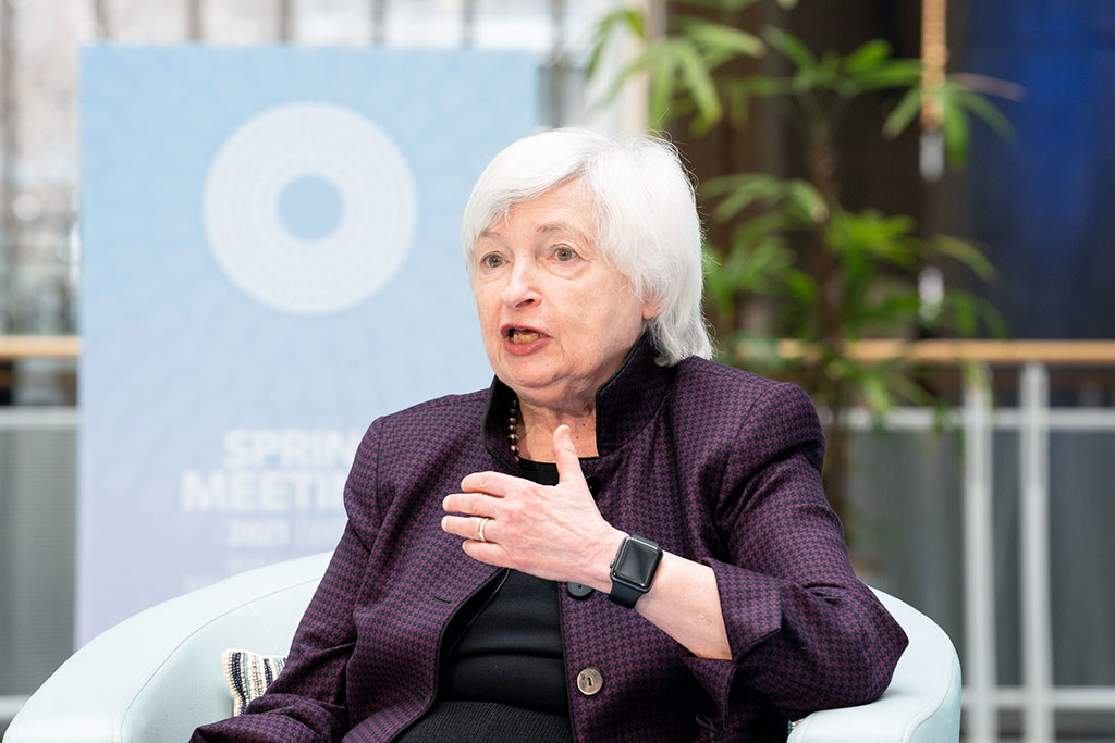 US Treasury Secretary Janet Yellen Raises Concerns over Cryptocurrency Risks, Urges Legislative Action