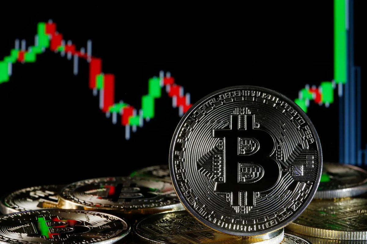 Block Trades Surge as Investors Place Multi-Million Dollar Bets on BTC’s Next Move