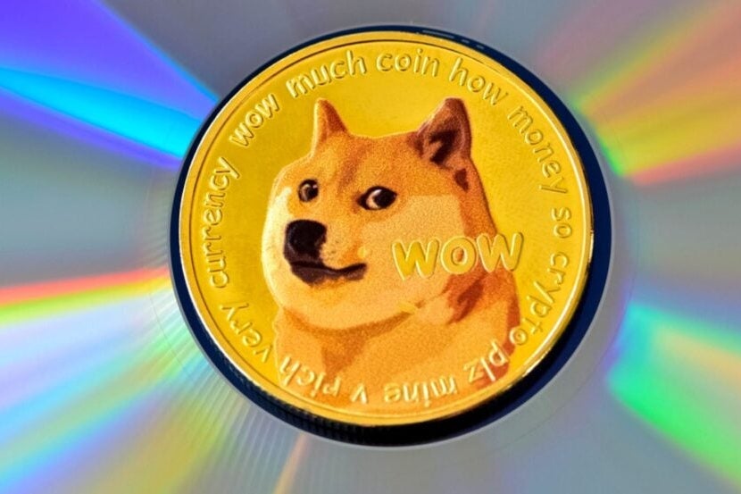 Trader Suggests Dogecoin May Surpass Bitcoin Amid Golden Pocket Consolidation