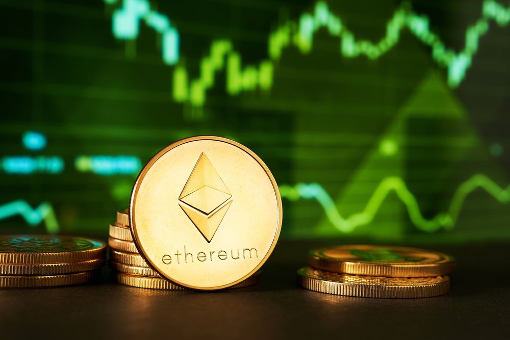 Ethereum Hits Over $3,200 as Hedera Leads in Gains