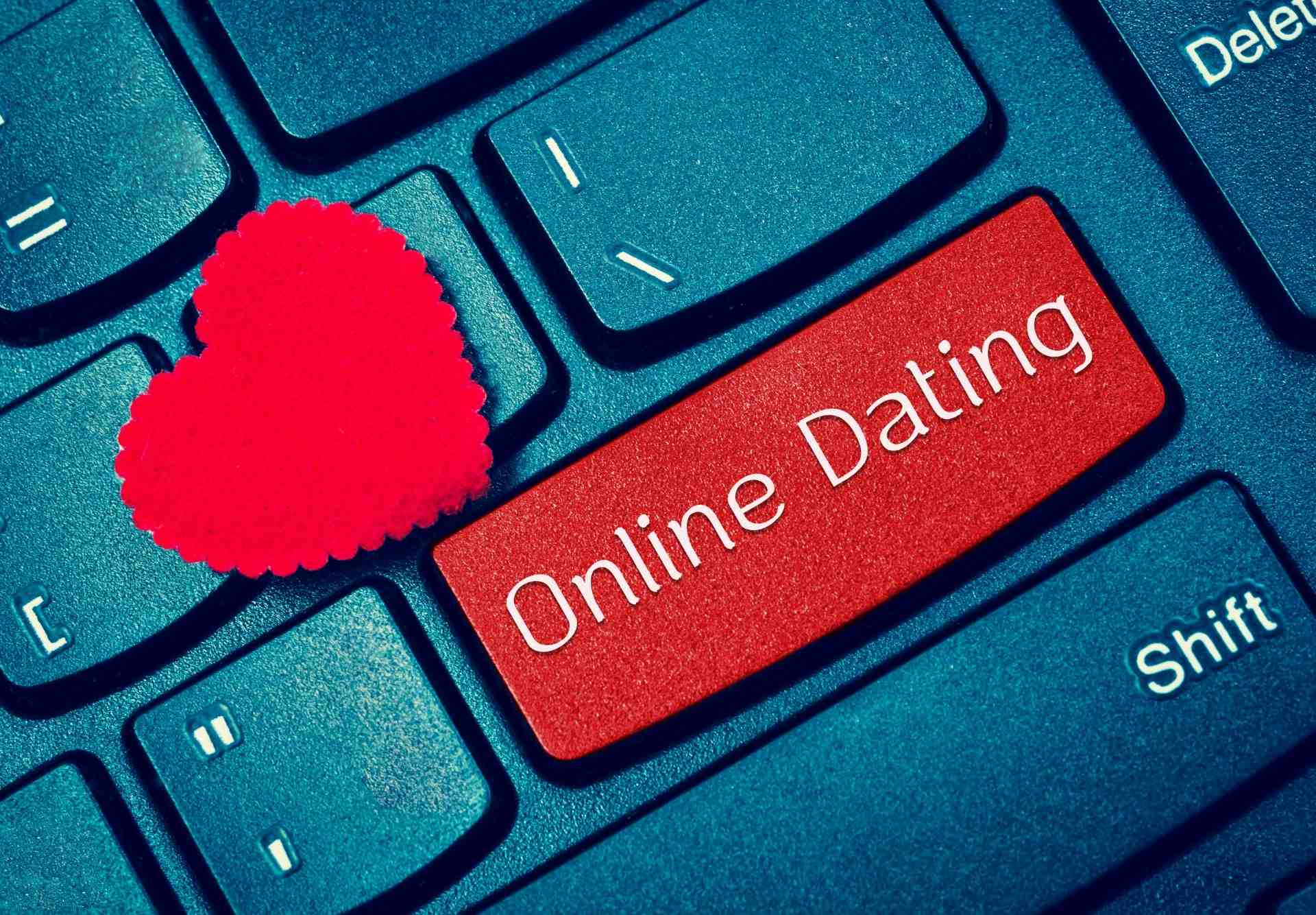 Social media dating sites to try if you want a date.