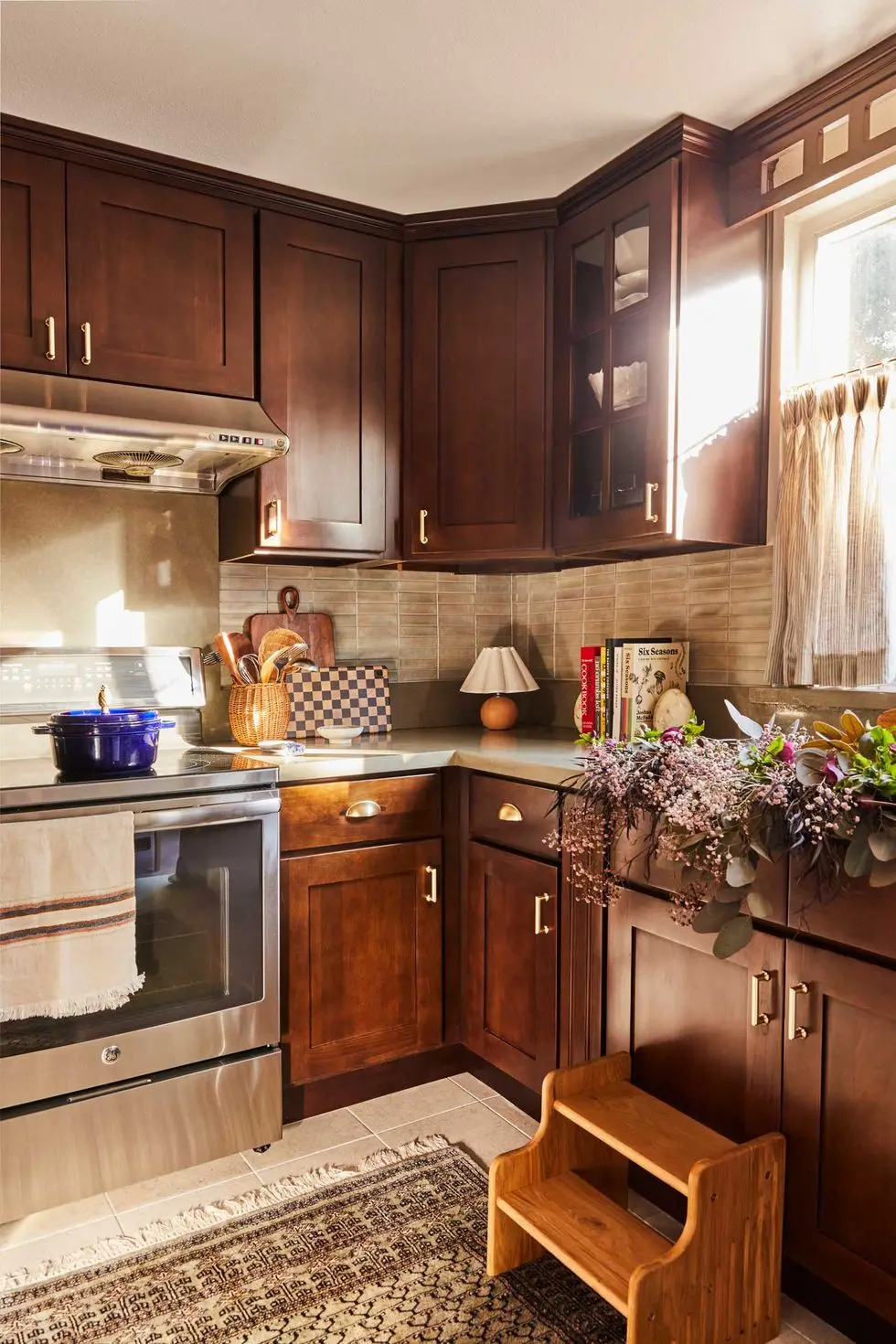 kitchen with peel and stick backsplash