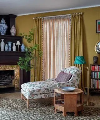 sitting room with floral chaise