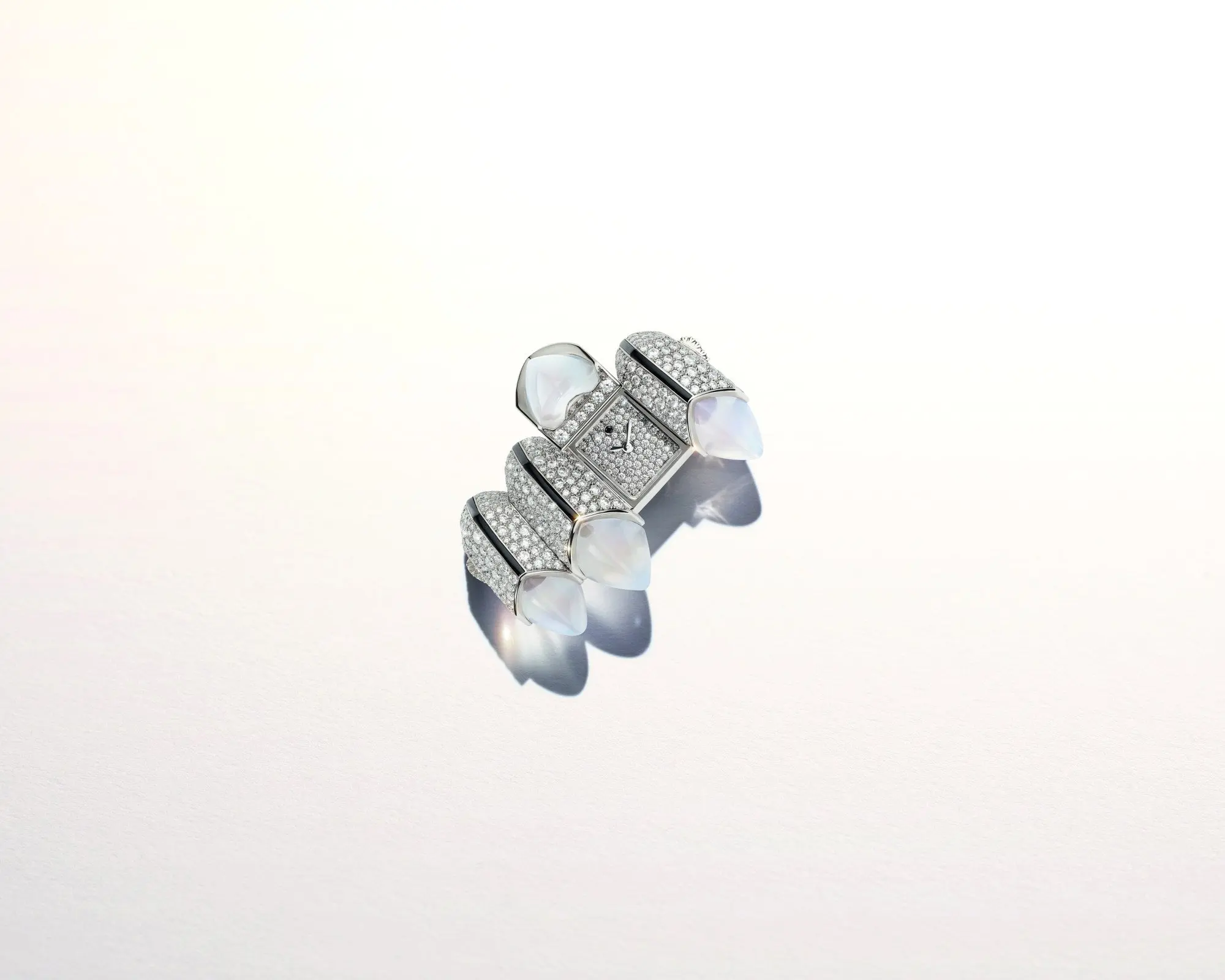 The four claws and hidden watch face of Cartier’s Polymorph brooch image
