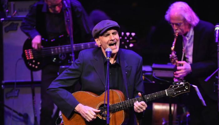 James Taylor Gets Sick, Delays Tour Dates