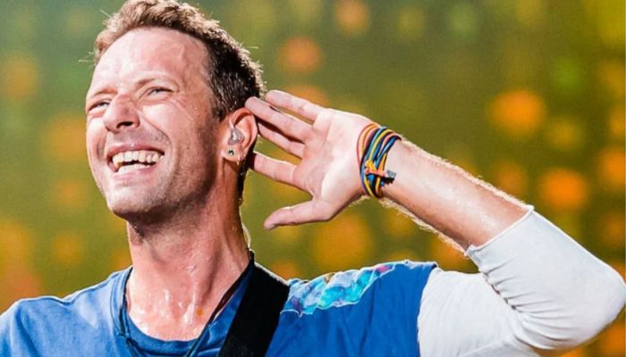 Chris Martin of Coldplay Impresses Fans with an Environmentally Conscientious Gesture