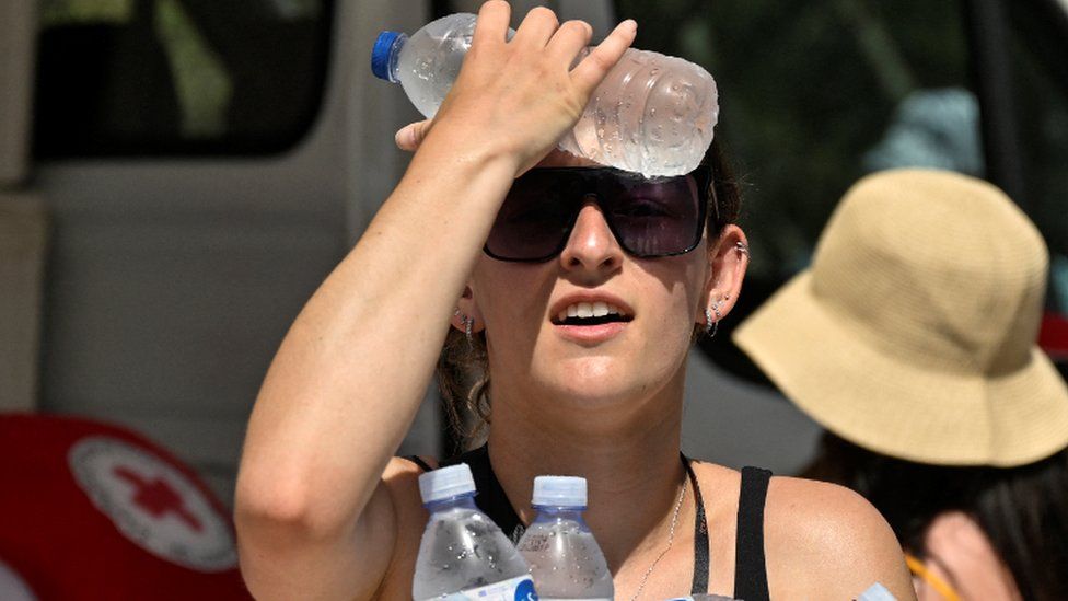 New Greece heatwave warning as fires still burn