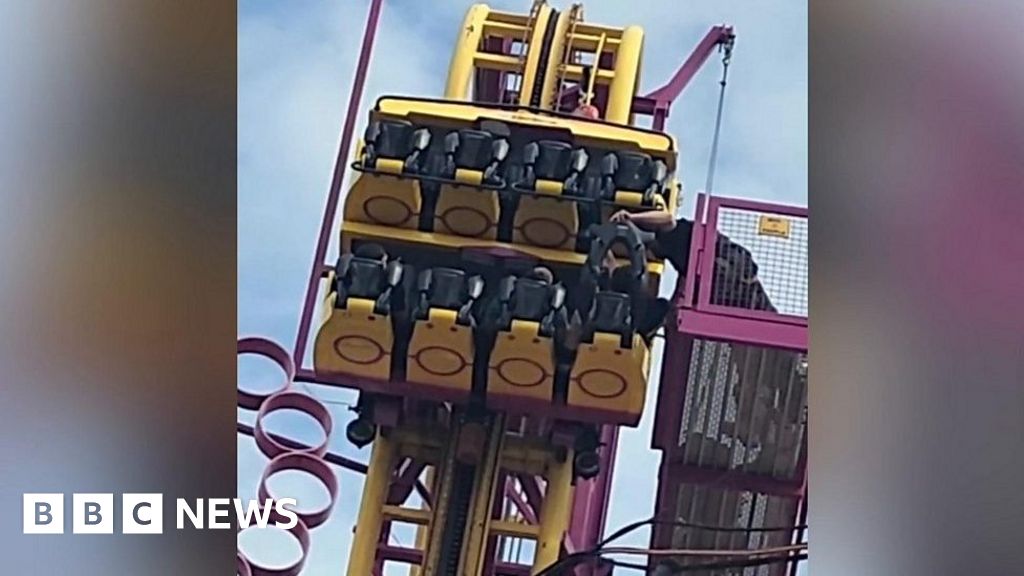 Watch: Rollercoaster rescue captured on video