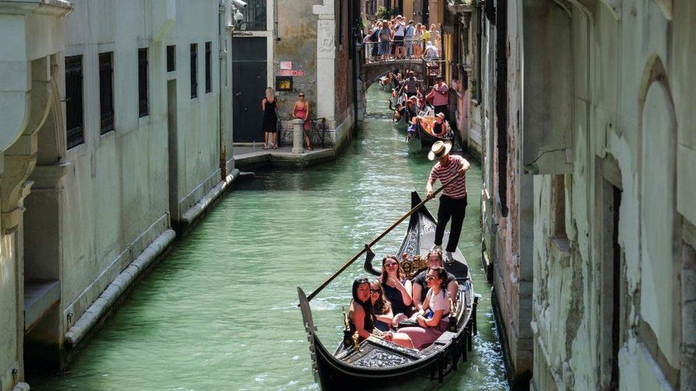 Unesco recommends adding Venice to endangered list