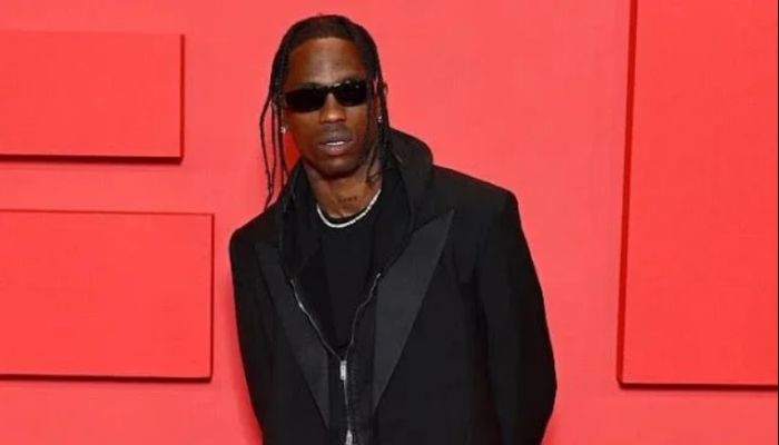 Travis Scott Amazes Fan During Concert, Gives Shirt and Sneakers in a Lovely Gesture