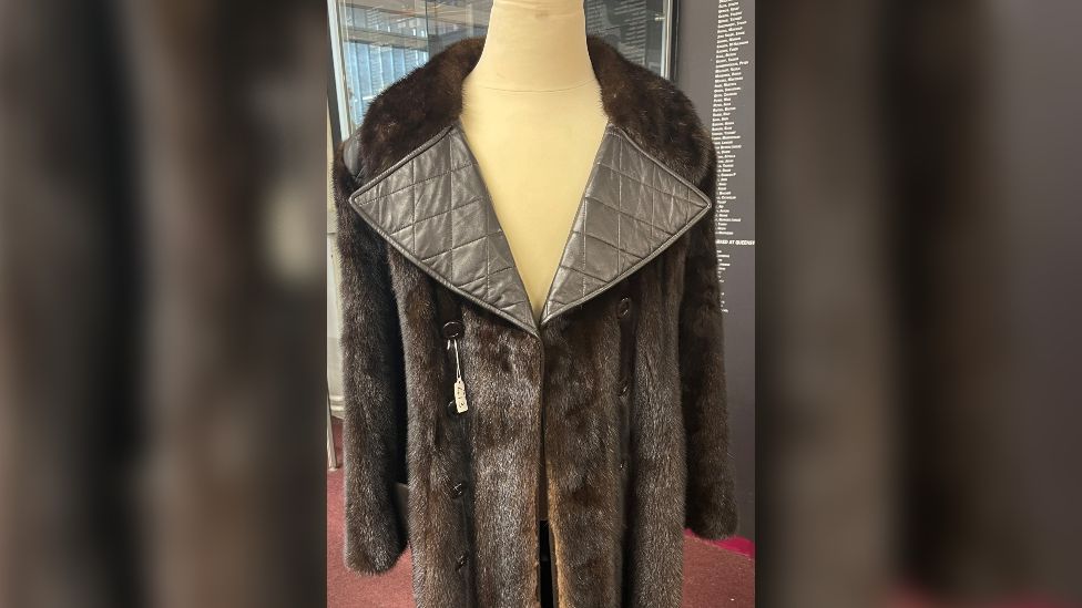 Elvis Presley’s coat fetches £128k at Wiltshire auction