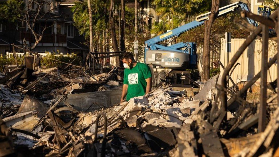 Hawaii wildfires: Crews may find 10 to 20 wildfire victims a day