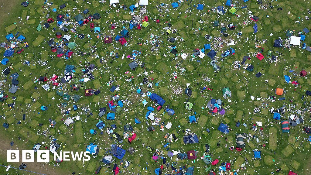 Hundreds of tents left behind after Leeds Festival