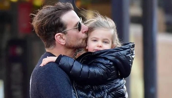 Lea, Bradley Cooper’s 6-Year-Old Daughter, and Her Father Enjoy Quality Time Together