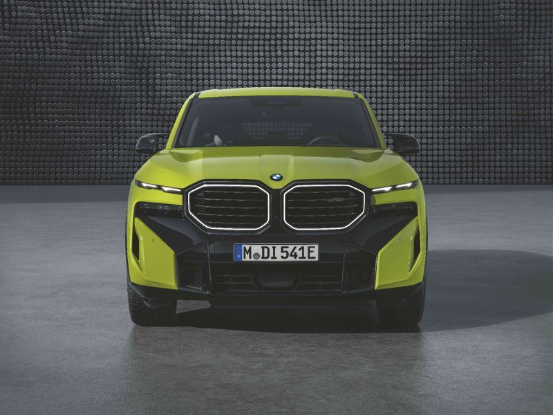 BMW XM 50e 2023-2024 รถสปอร์ตอเนกประสงค์โฉมใหม่ พร้อมออปชันเสริมให้เลือก