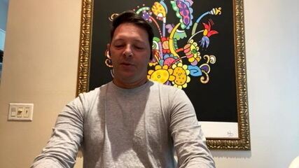 Leandro Amaral escolhe torcida entre Fluminense e Vasco, revela mágoa com Eurico e elogia Diniz