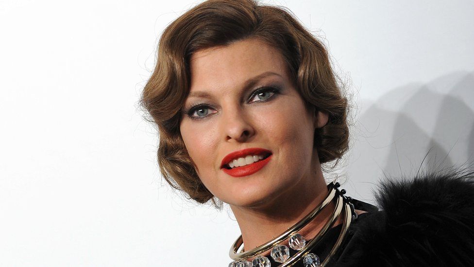 Linda Evangelista had mastectomy after breast cancer diagnosis