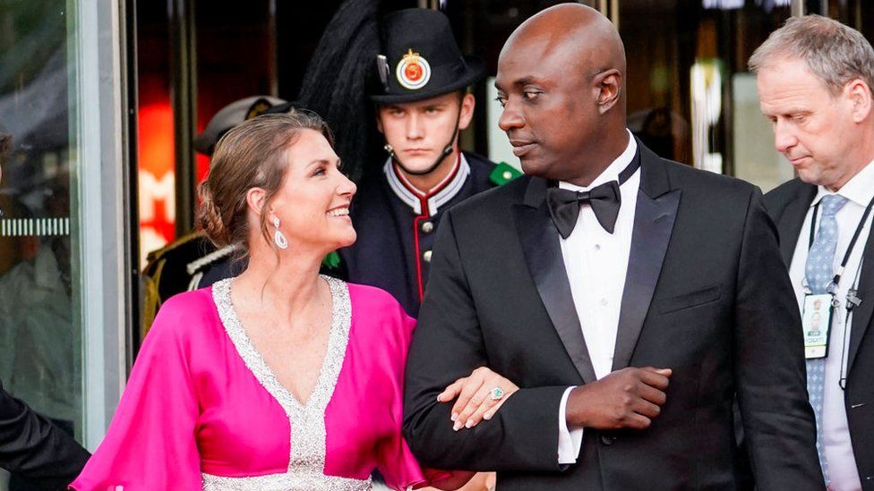 Princess Martha Louise: Norway’s princess sets date to wed shaman