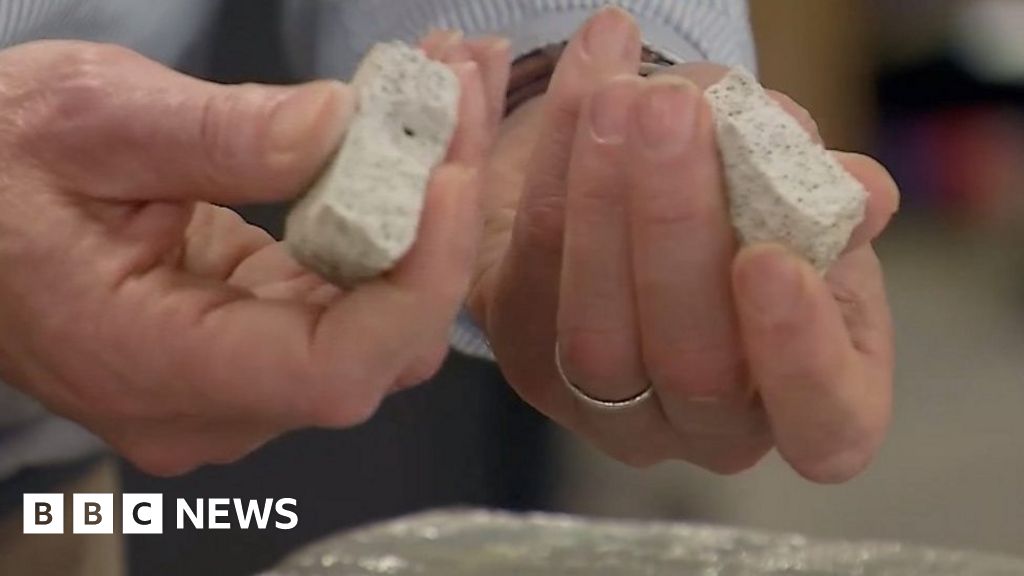 Watch how this concrete can crumble under pressure