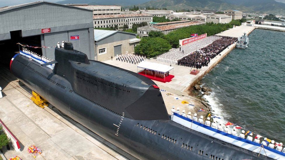 Kim Jong Un reveals ‘nuclear attack submarine’