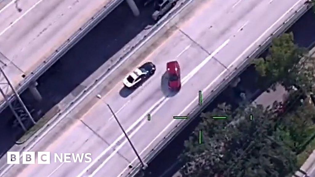 Teenagers arrested after police car chase in Florida