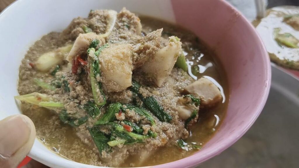 รู้จักกันมั้ย เมนูอาหาร ‘ละแวกะตาม’ 1 ในอาหารถิ่นขึ้นชื่อมรดกวัฒนธรรม
