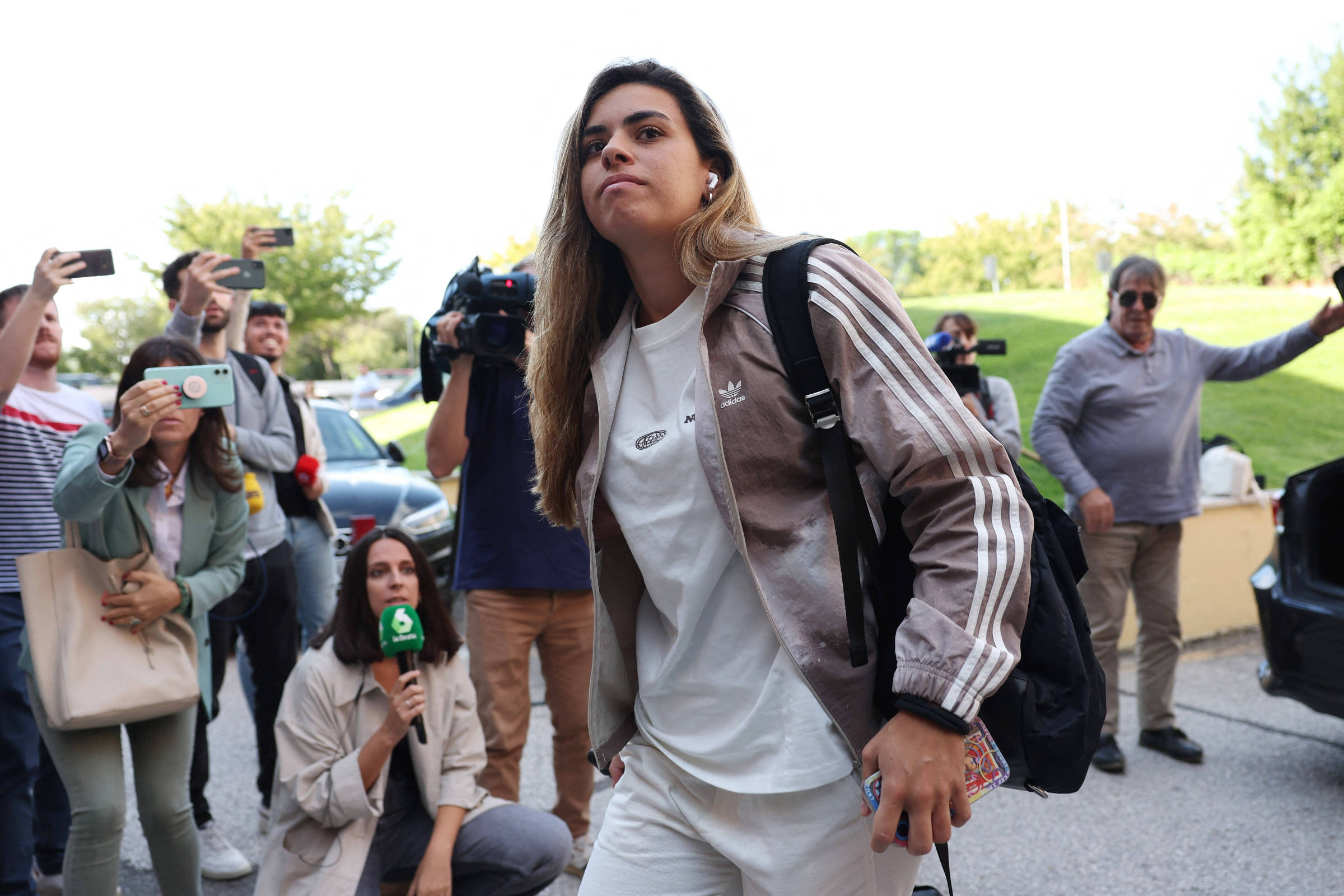 Jogadoras da Espanha se apresentam por medo de punições – 20/09/2023 – Esporte