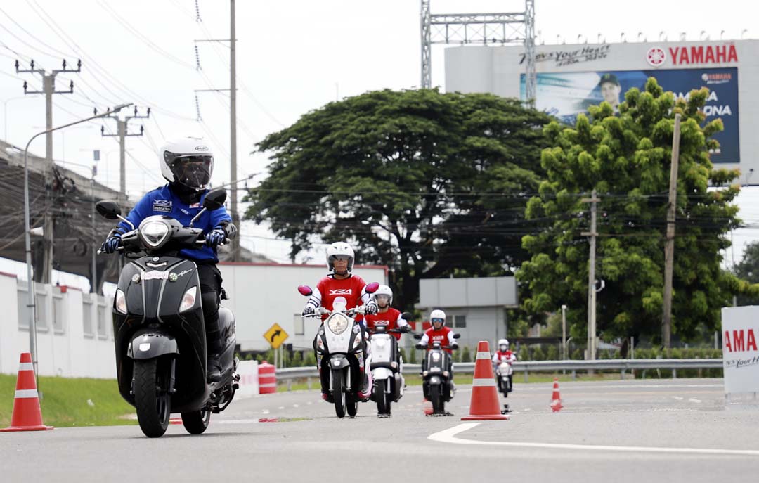 Yamaha Riding Academy  สถาบันฝึกอบรมขับขี่รถจักรยานยนต์ยามาฮ่า