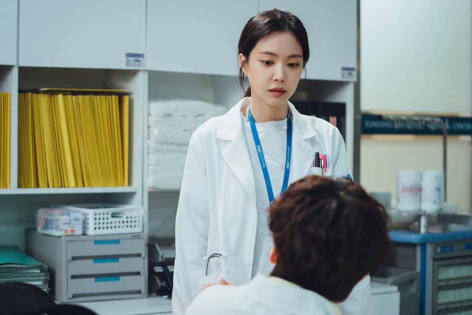 ข่าวเปิดทีมพากษ์ “Ghost Doctor คู่ซี้ ผีคุณหมอ”  “เอ๋-วชิรา” ยิ้มพากย์บท “คิม ยูจิน” นางเอกของ “เรน”