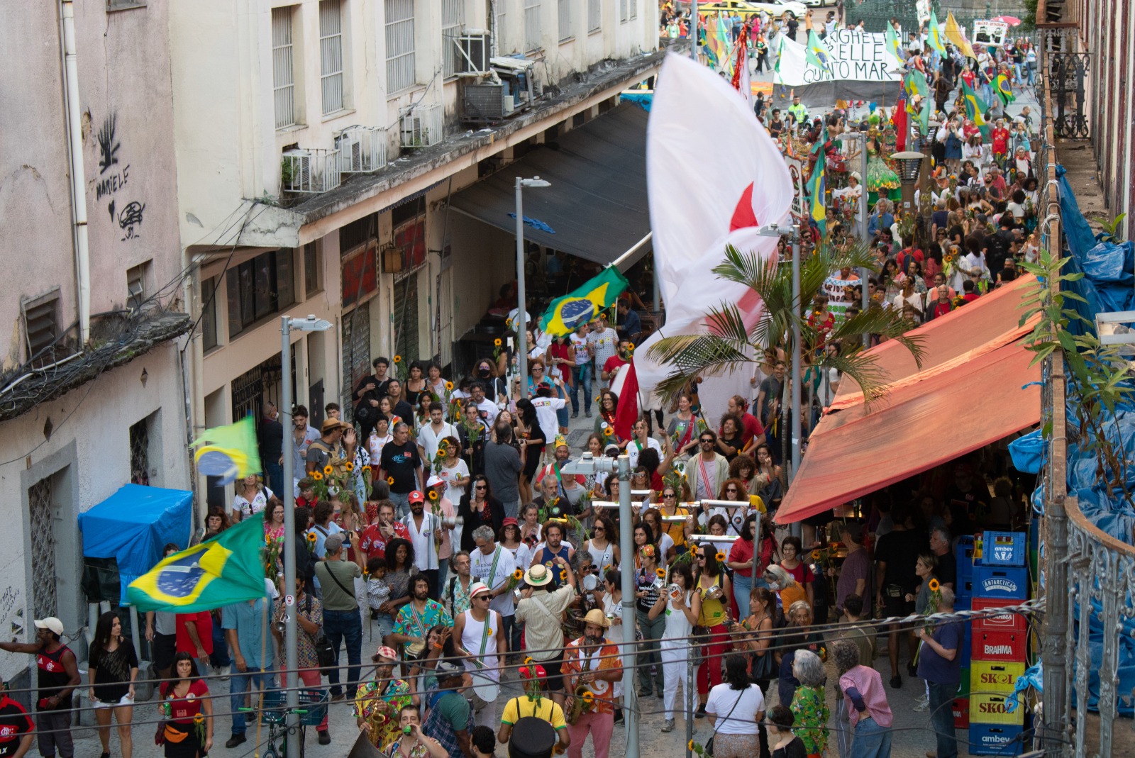 Centro de Arte Hélio Oiticica e Centro Cultural Justiça Federal celebram 7 de Setembro com cortejo de artistas – Prefeitura da Cidade do Rio de Janeiro