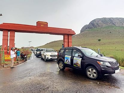 Car Rally : यह सुंदरता बिहार की है; मनोरम घाटियों में पहुंचे तो देखते रह गए सैलानी, माउंटेन मैन के गांव भी गए