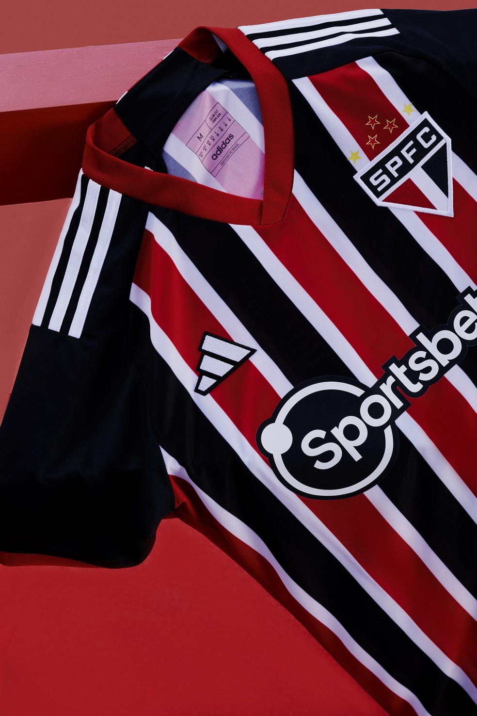 São Paulo e adidas descartam renovação e abrem espaço para nova fornecedora em 2024