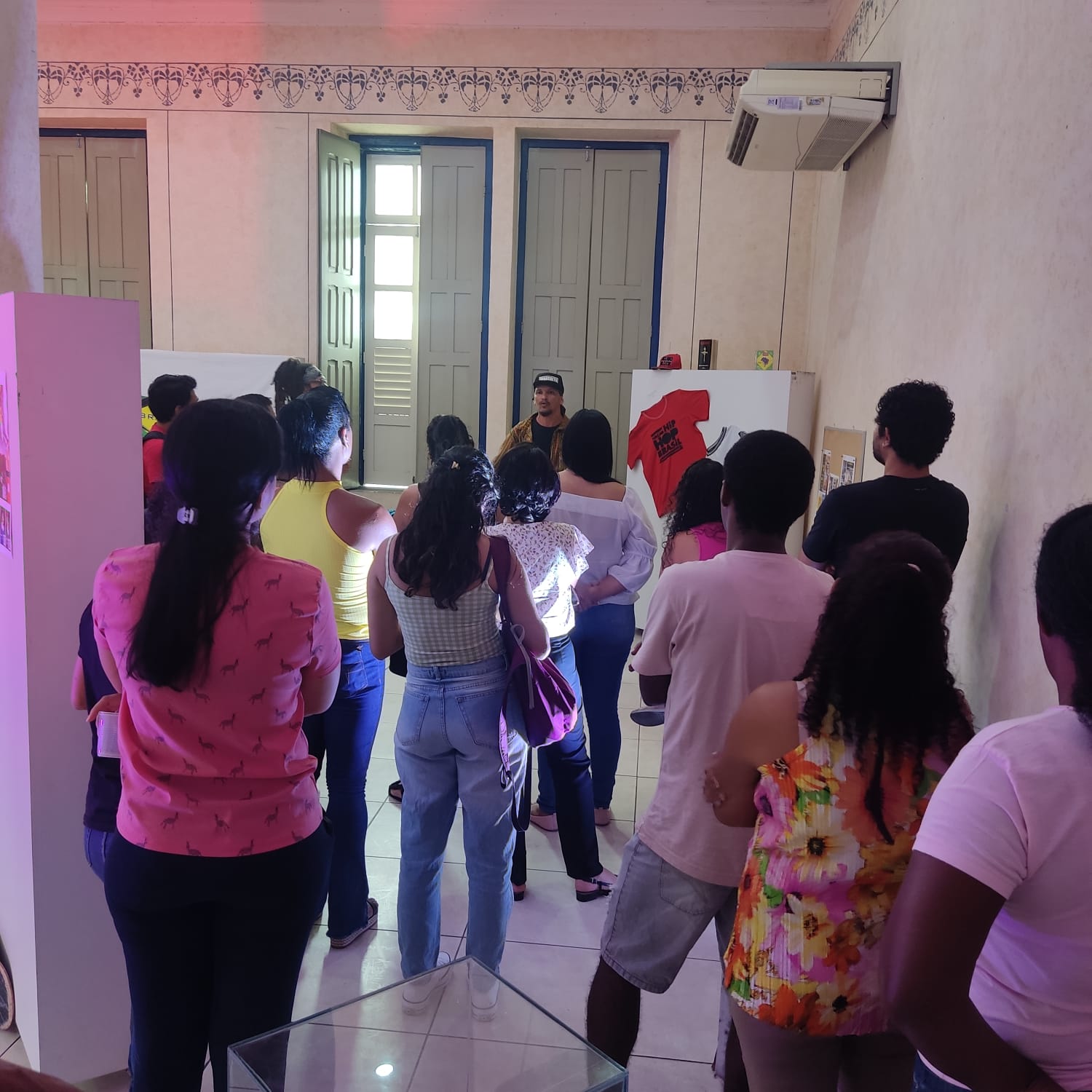 Centro Cultural recebe usuários de Caps para visita à ocupação do Central Periférica