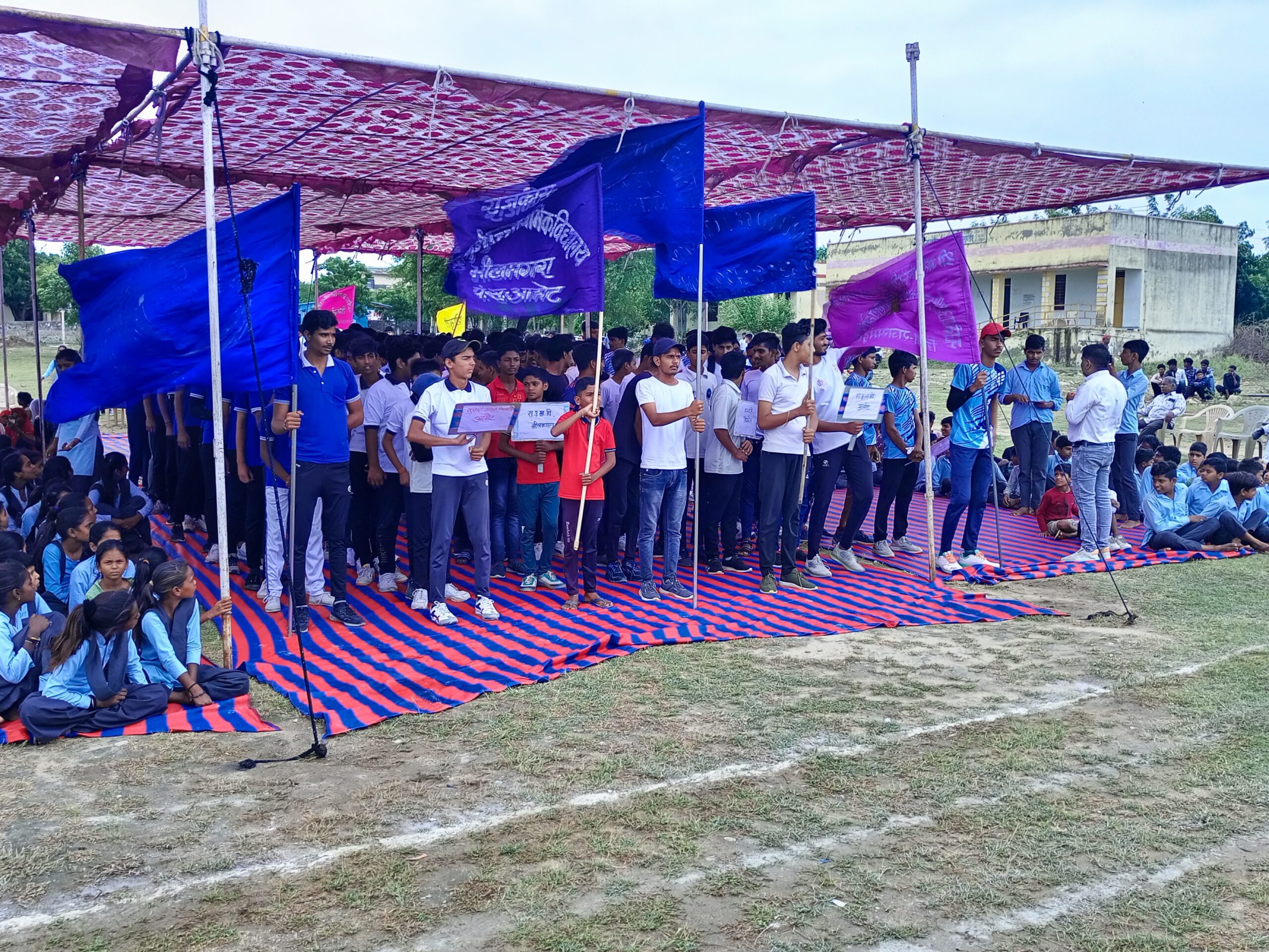 ब्लॉक स्तरीय क्रिकेट प्रतियोगिता का हुआ शुभारंभ: तुलसी अमृत विद्यापीठ और भीलमगरा के बीच हुआ उद्घाटन मैच, 16 टीमों के 256 खिलाड़ियों ने लिया भाग