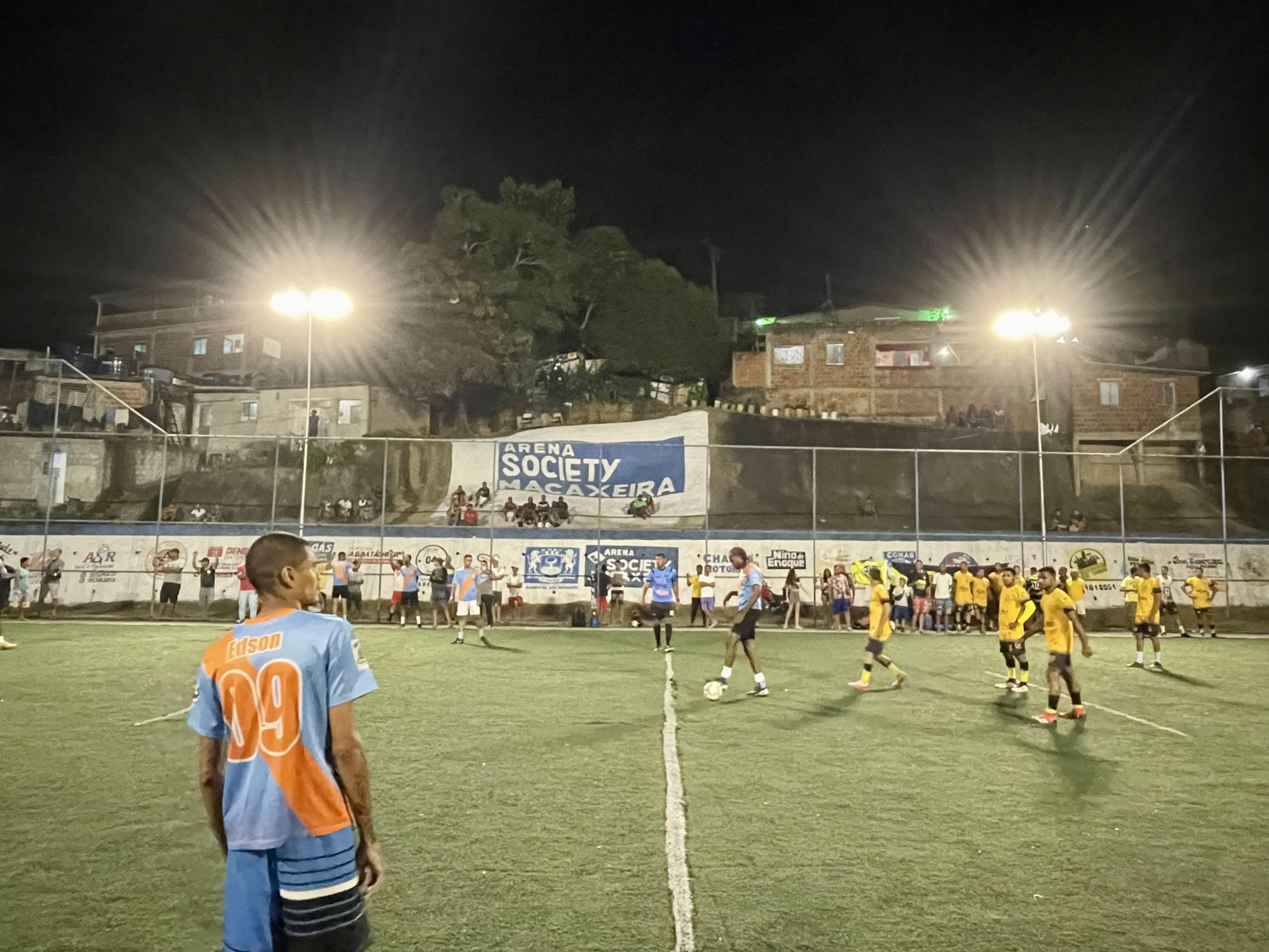 Iluminação dos campos de futebol avança no Jaboatão – Prefeitura do Jaboatão dos Guararapes