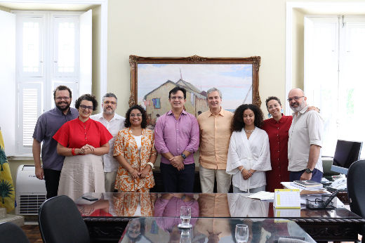 Reitor recebe representantes do Instituto Mirante de Cultura e Arte e apresenta detalhes do Corredor Cultural