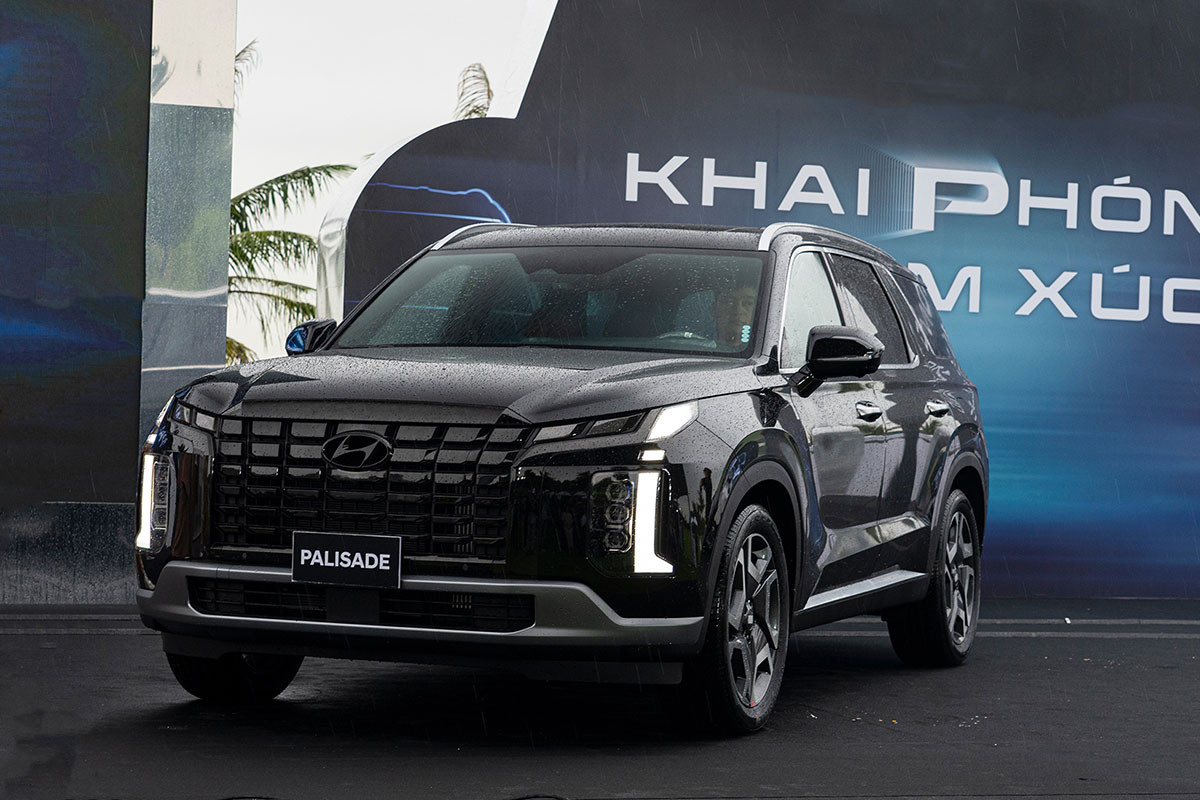 Hyundai Palisade ra mắt khách Việt gây bất ngờ về giá