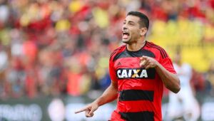 Técnico inglês escapa de banimento do futebol após apostar mais de R$6 milhões em diversos esportes