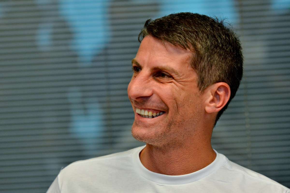 Comentarista e ex-jogador de futebol, Pedrinho pede demissão da Globo